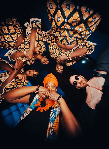 LES MAMANS DU CONGO & RROBIN + SO WEWE